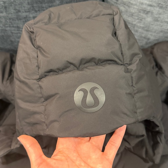Lululemon Wunder Puff Jacket - Picture 4 of 7